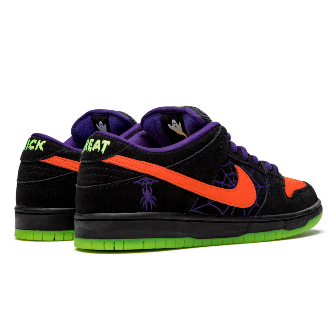 SB DUNK LOW 'Night of Mischief'