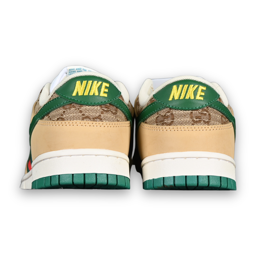 SB DUNK LOW "GUCCI"