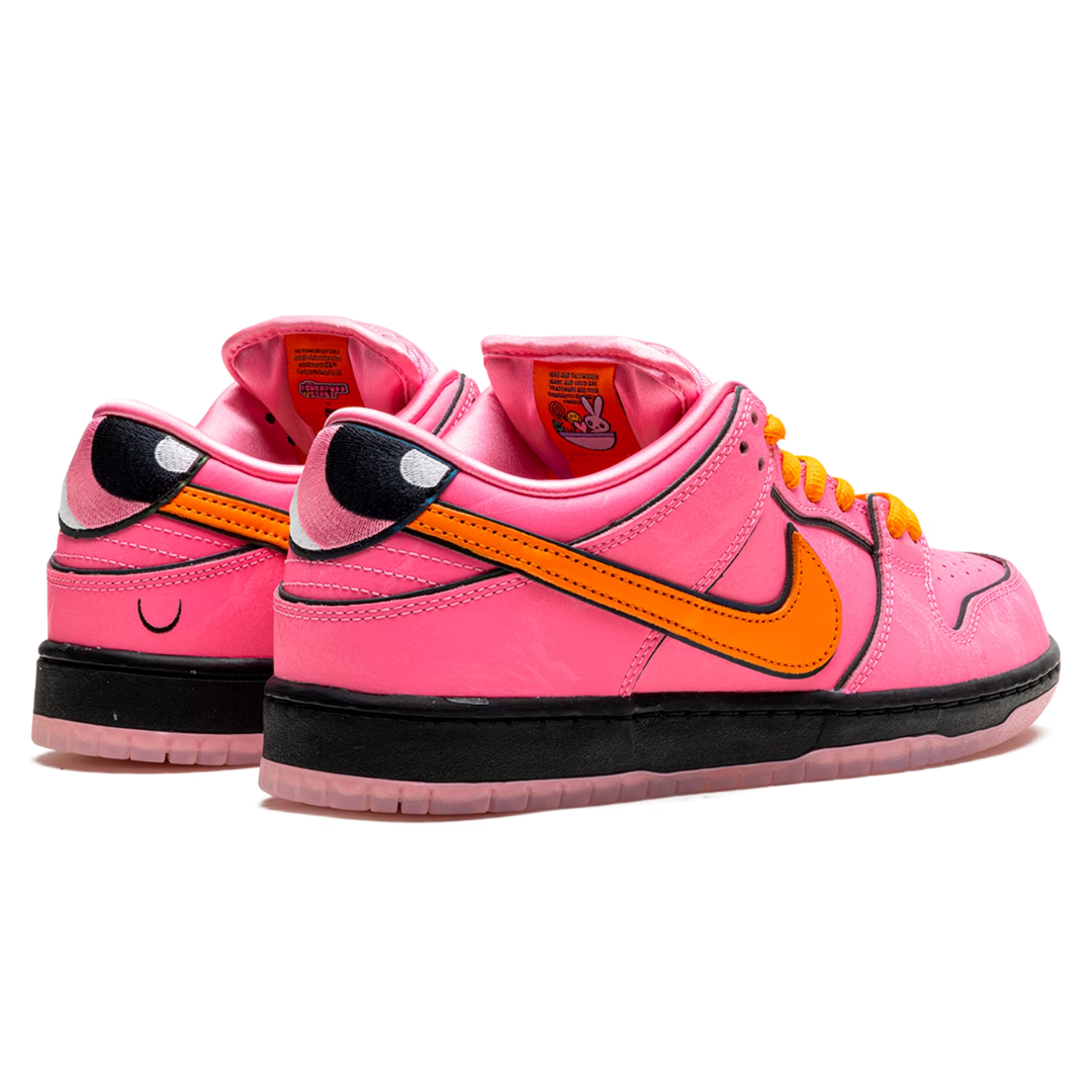 SB DUNK LOW "Powerpuff Girls - Blossom"