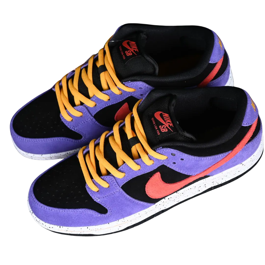 SB DUNK LOW "ACG Terra"