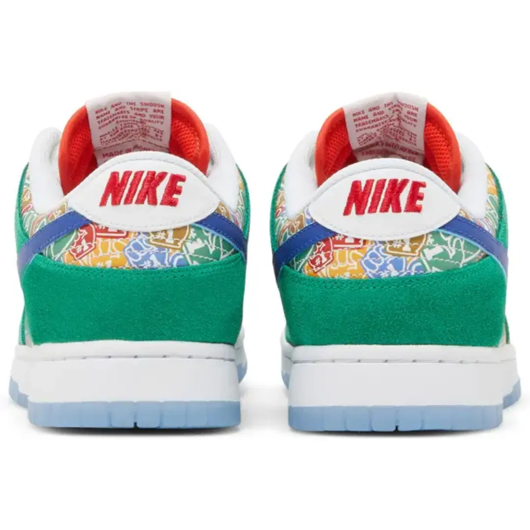 SB DUNK LOW “Foam Finger"