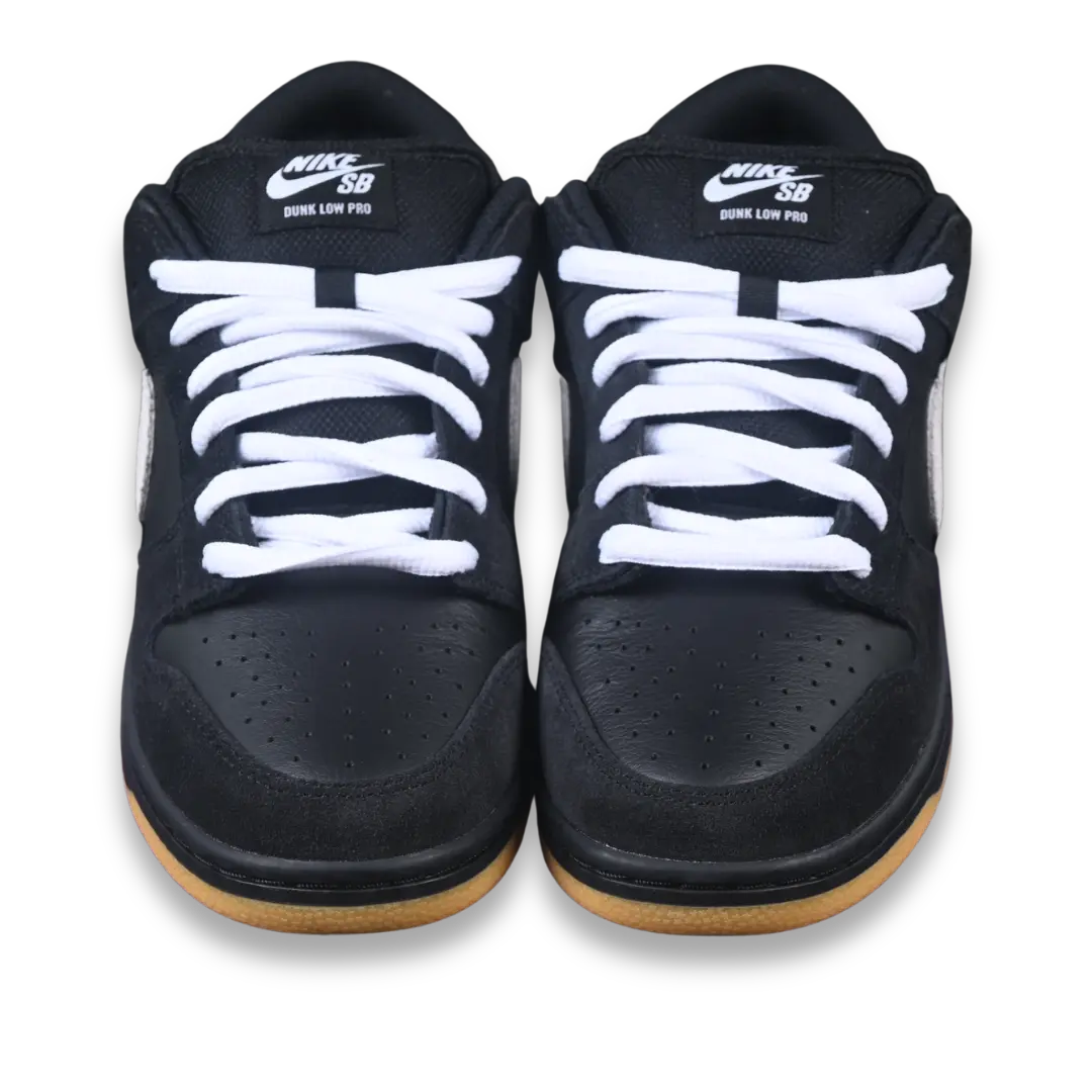 SB DUNK LOW PRO "All Black Gum"
