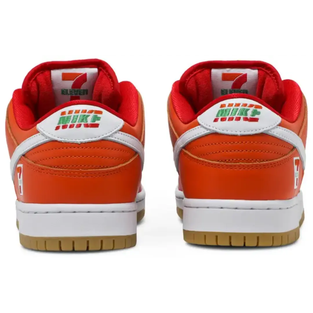 SB DUNK LOW "7-Eleven"